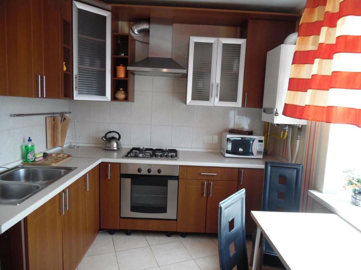 Заречанская 57/1 Khmel'nyts'kyy Exterior foto